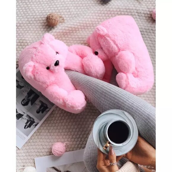 PINK TEDDY BEAR PLUSH SLIPPERS - Picture 2 of 10